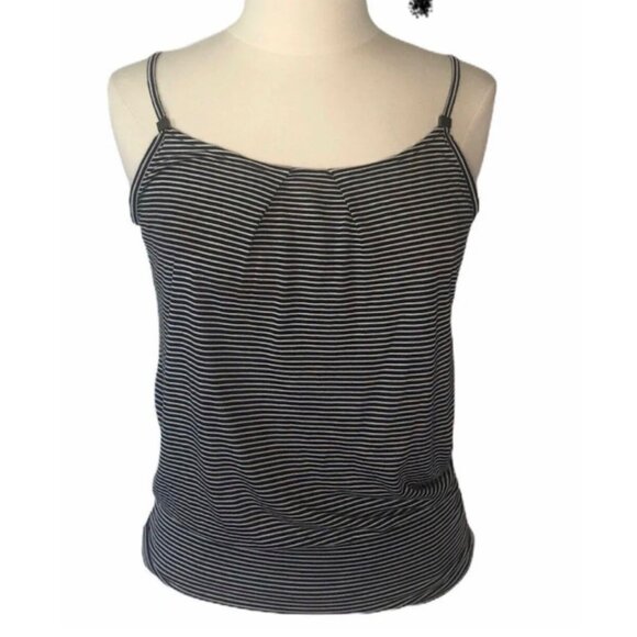 Bundle of 3 Womens Sleeveless Shirts Calvin Klein Kensie Urban Outfitters Sz XS - Picture 2 of 15